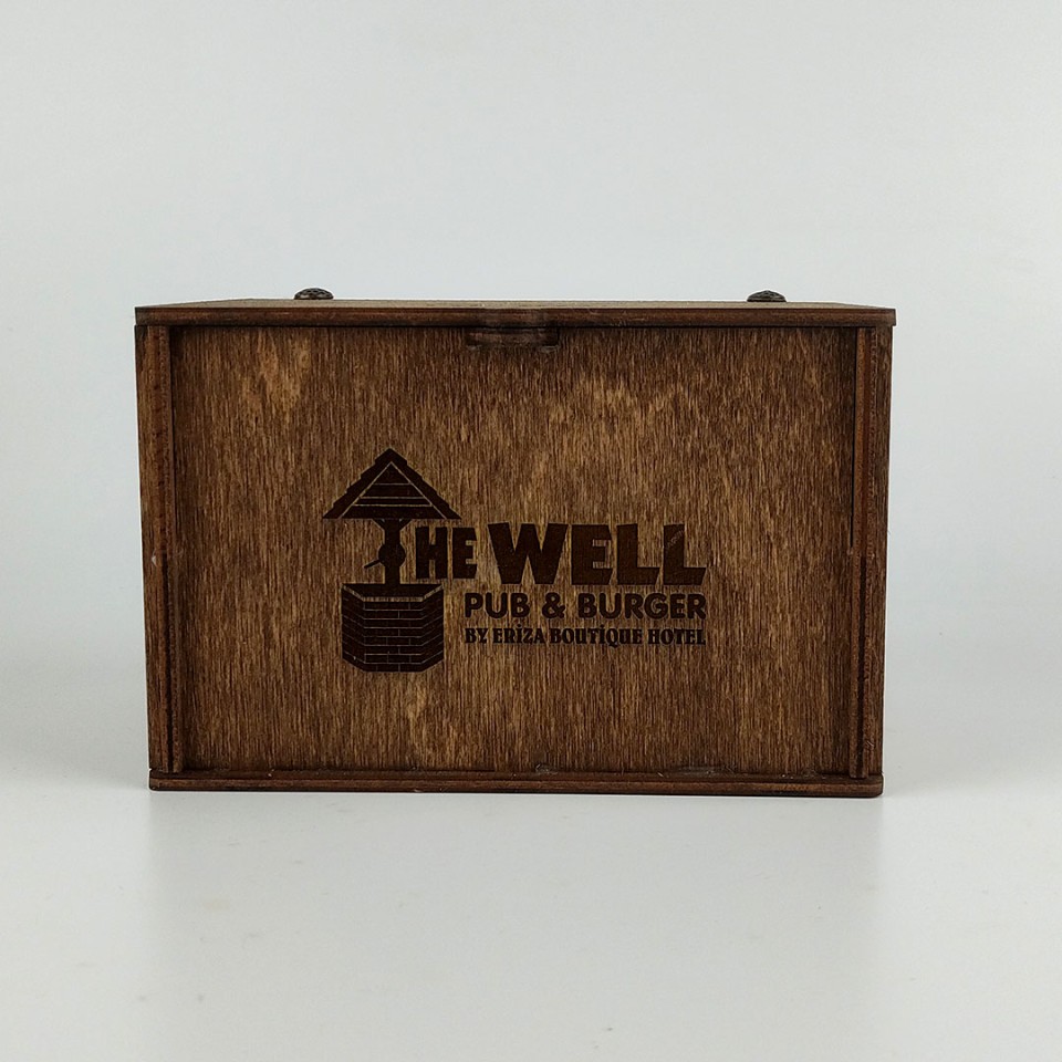 THE WELL PUB & BURGER