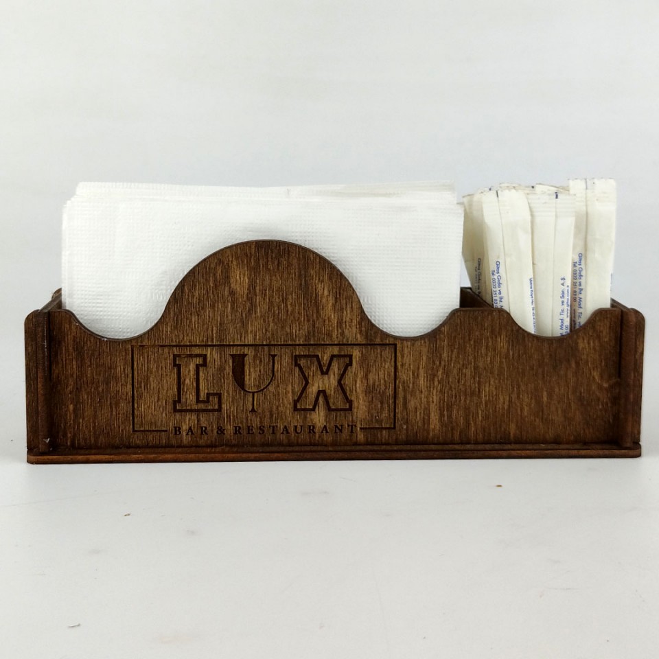 Lux Bar & Resteurant 