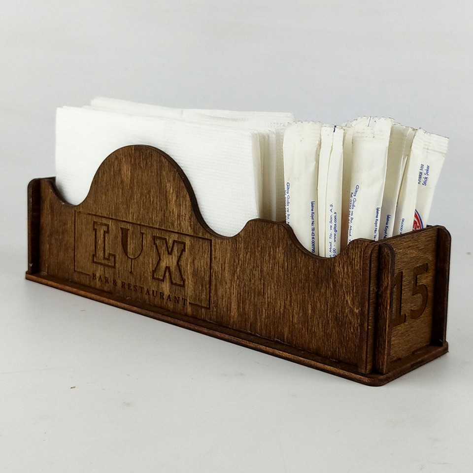 Lux Bar & Resteurant 