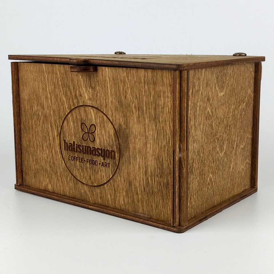 Halisunasyon Coffee & Food & Art