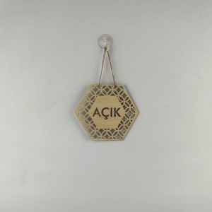 Desenli Ahşap Açık Kapalı Levhası