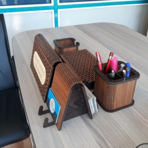 İsimlik ve Masa Düzenleyici Set