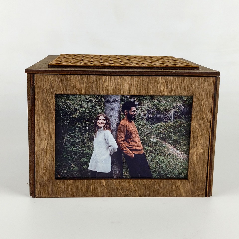 Sevgiliye Özel Fotoğraflı Ahşap Hediye Kutusu Model 3